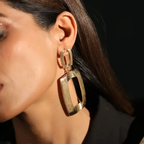 Textured_Open_Geometric_Drop_Earrings_Silver
