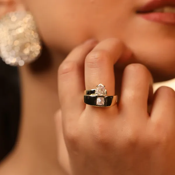 Tear_Drop_Stone_Gold_Plated_Ring_Default_Title
