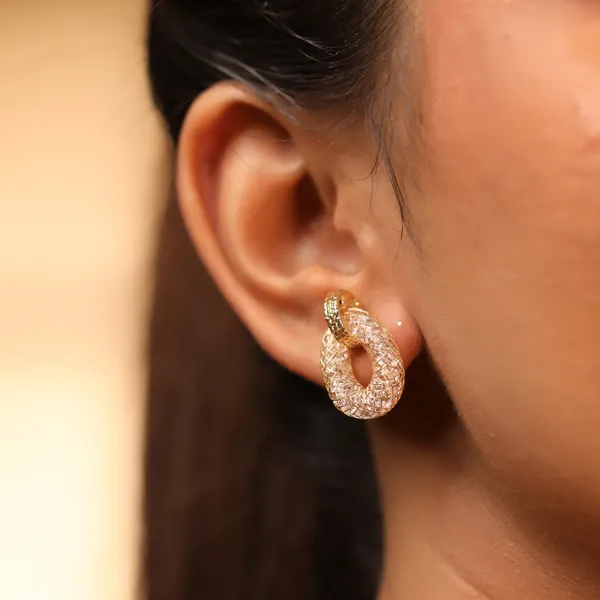 Tear_Drop_Studs_Gold