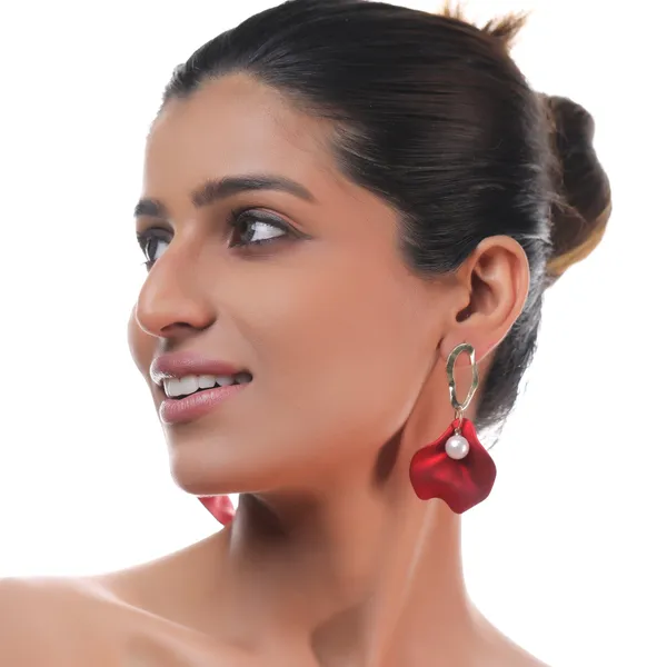 Red_Petal_Drop_Earrings_Default_Title