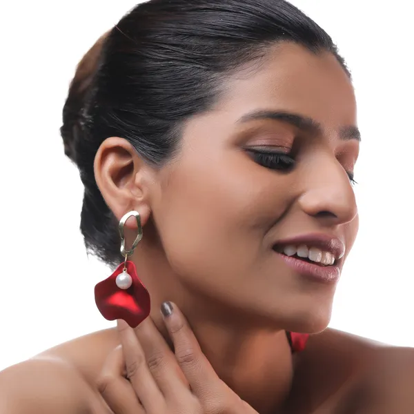 Red_Petal_Drop_Earrings_Default_Title