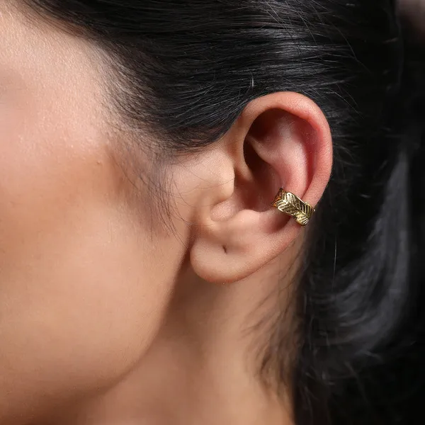Alloy_Feather_Earcuff_Gold
