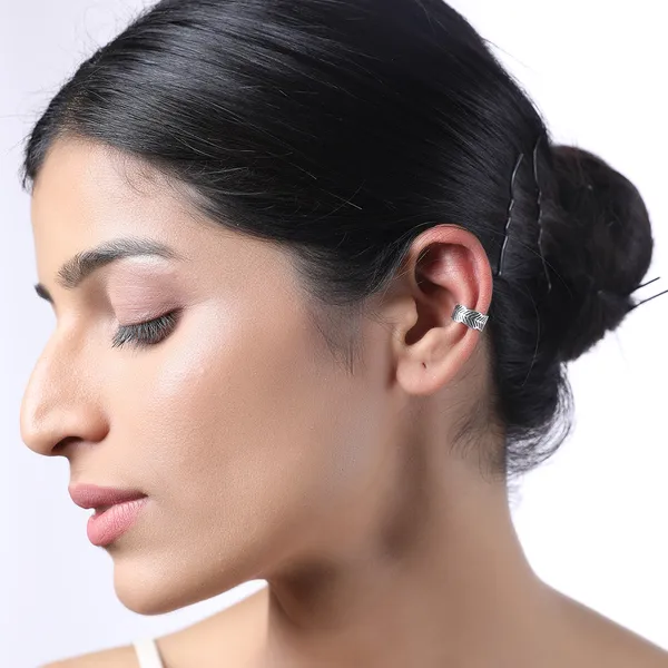 Alloy_Feather_Earcuff_Silver