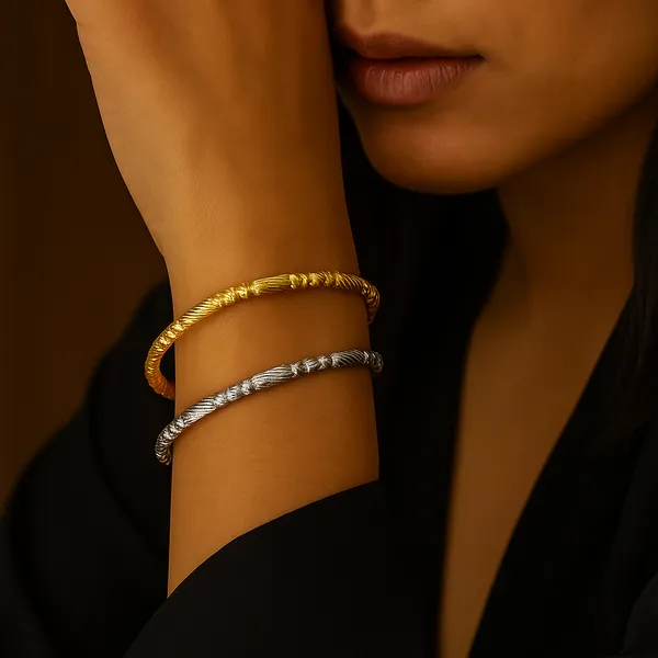 Auraflex_Bangle_Silver