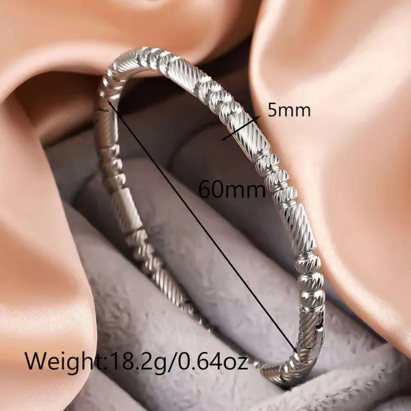 Auraflex_Bangle_Silver