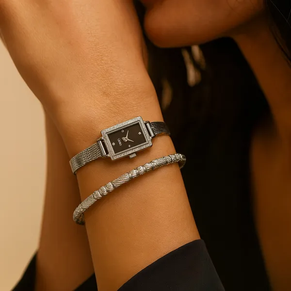 Auraflex_Bangle_Silver