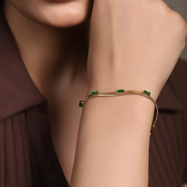 Emerald_Grace_Sleek_Bracelet_Default_Title