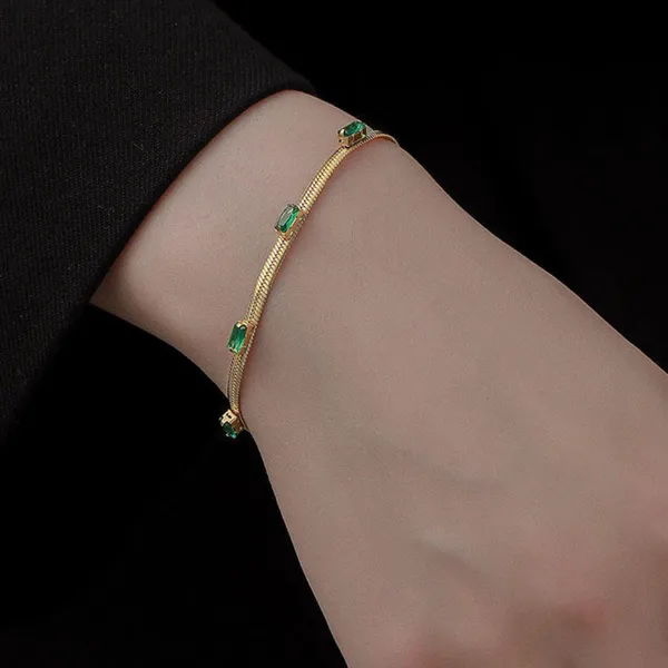 Emerald_Grace_Sleek_Bracelet_Default_Title