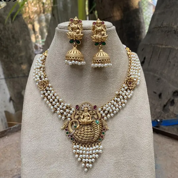 Divine_Lakshmi_Temple_Necklace_Set_Default_Title