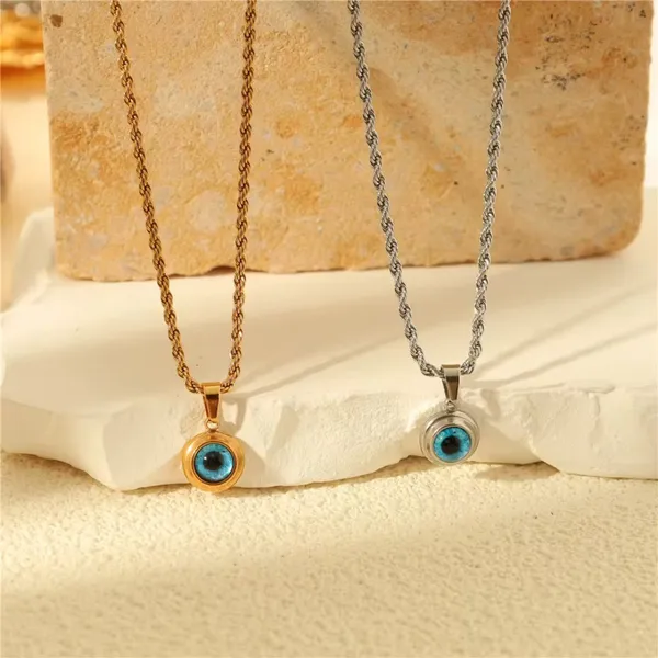 Protection_Charm_Evil_Eye_Pendant_Necklace_Silver