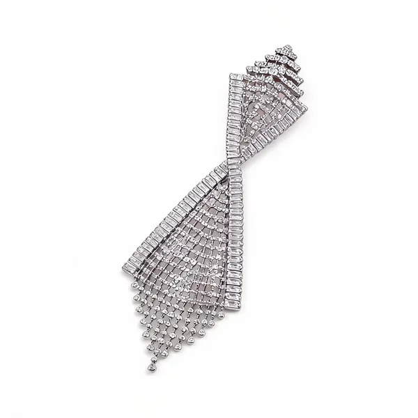Silver_Alloy_Rhinestone_Crystal_Drape_Statement_Earrings_For_Women