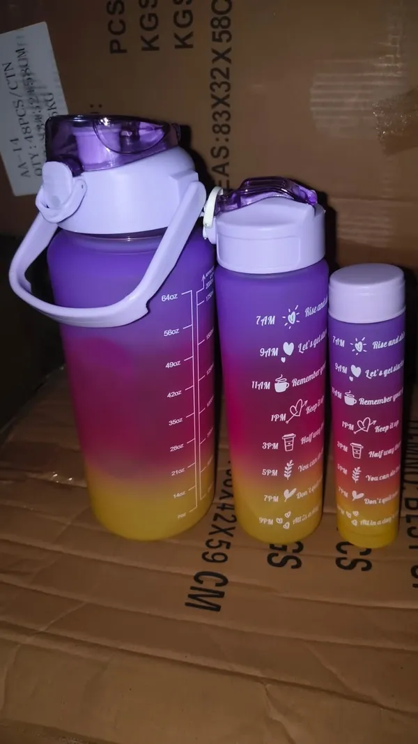 Gradient_Motivational_Water_Bottle_Set