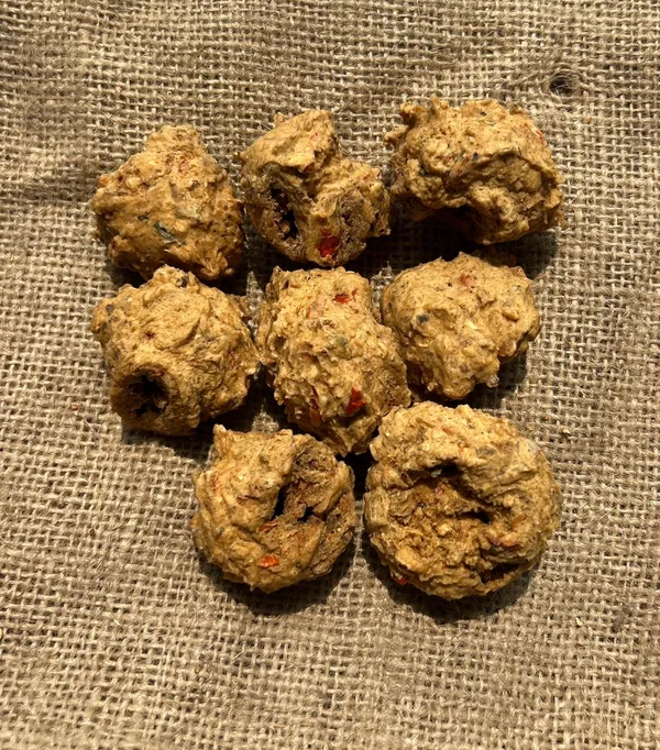 Medium_Spice_Urad_Wadiyan