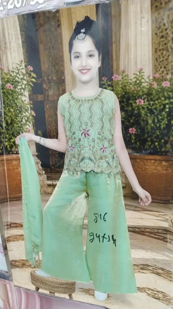 Mint_Green_Embroidered_Ethnic_Suit_Set_For_Girls