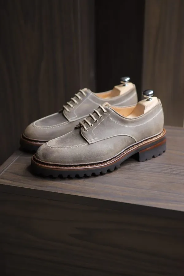 Grey_Leather_Lace_Up_Derby_Shoes_For_Men