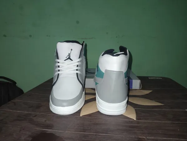 White_Synthetic_Colour_Block_High_Top_Sneakers_For_Men