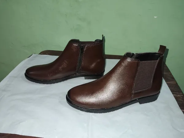 Brown_Leather_Chelsea_Ankle_Boots_For_Men