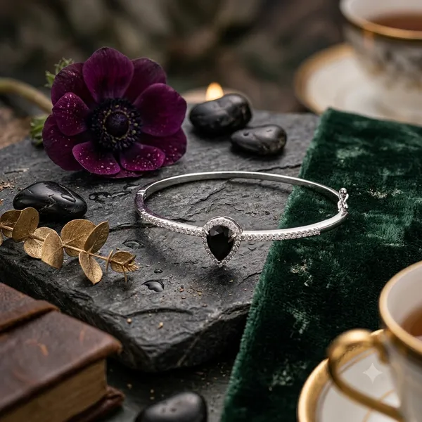 Silver_Tone_Teardrop_Stone_Bracelet_For_Women