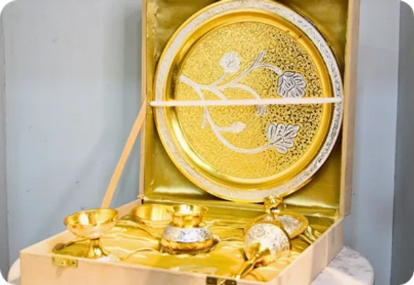 Gold-Tone_Traditional_Floral_Embossed_Pooja_Thali_Set
