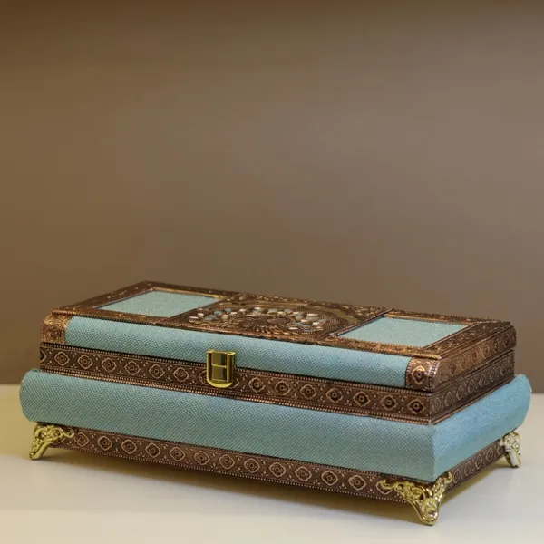 Glass_Ornate_Spice_Jar_Set_With_Decorative_Storage_Box