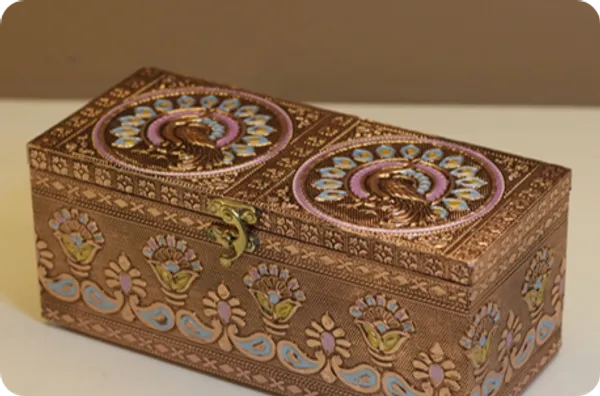 Metal_Traditional_Floral_Pattern_Decorative_Storage_Box