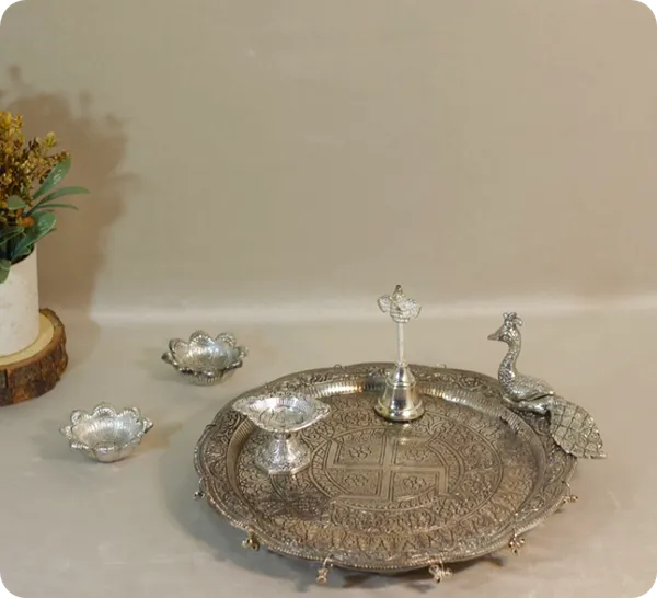 Metal_Traditional_Ornate_Pooja_Thali_Set