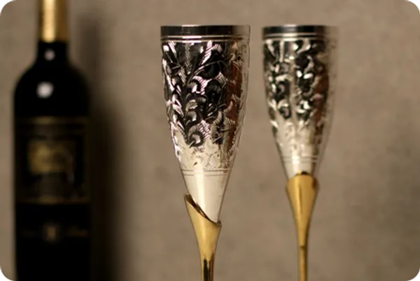 Metallic_Ornate_Leaf_Pattern_Champagne_Flute_Set