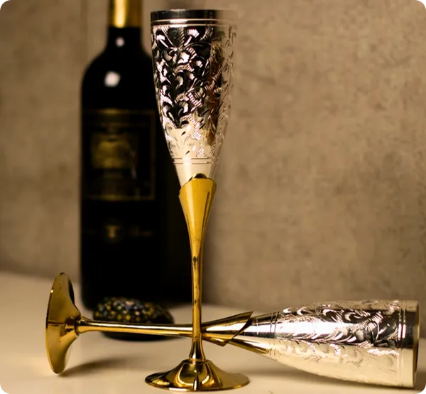 Metallic_Ornate_Leaf_Pattern_Champagne_Flute_Set