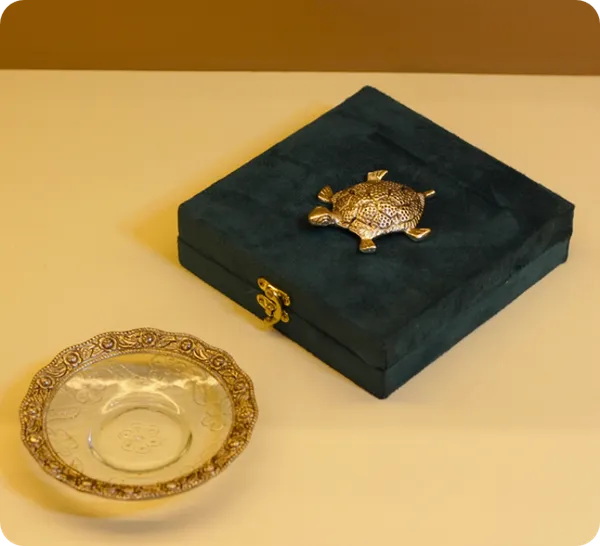 Metal_Decorative_Tortoise_Motif_Ornamental_Plate