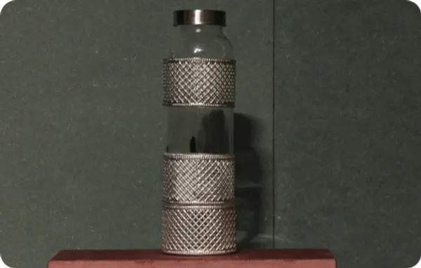 Silver_Textured_Glass_Perfume_Bottle