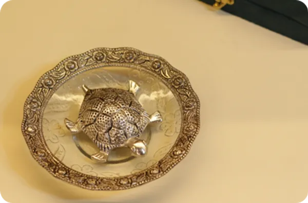 Metal_Decorative_Tortoise_Motif_Ornamental_Plate