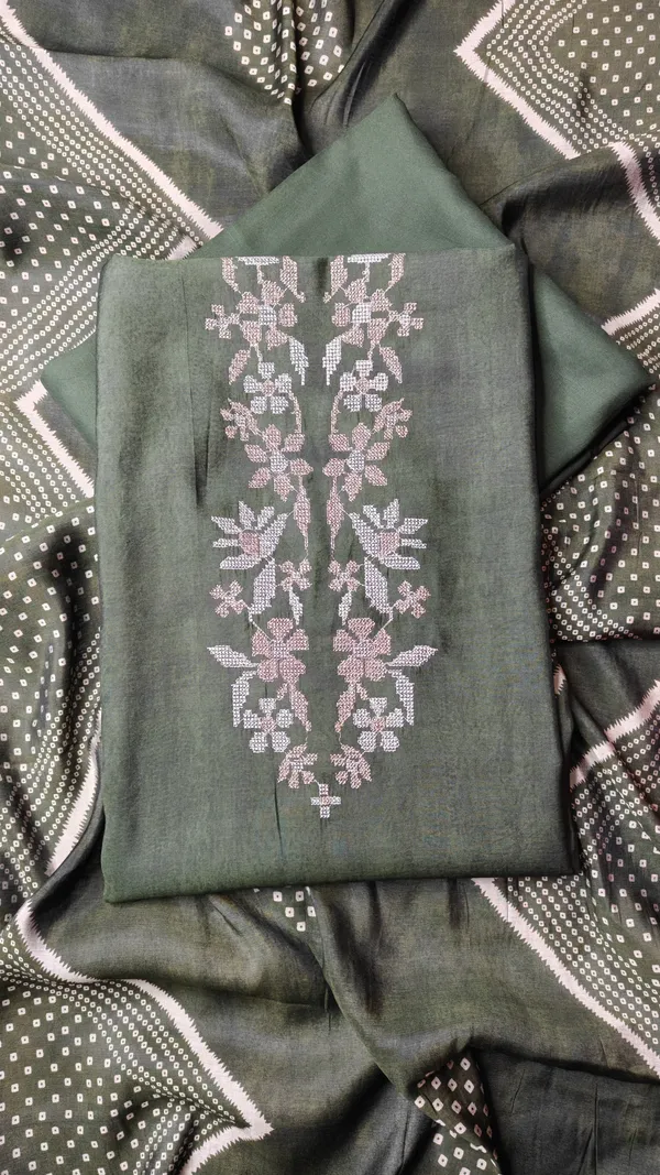Emerald_Bandhani_Silk