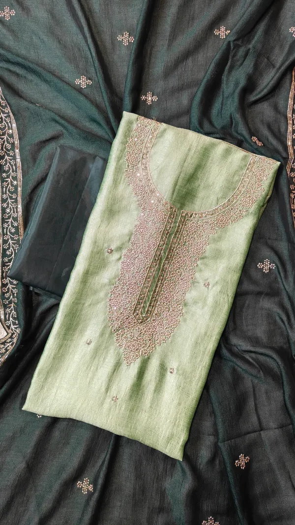 Hand-Embroidered_Raw_Silk_Festive_Kurta_Set