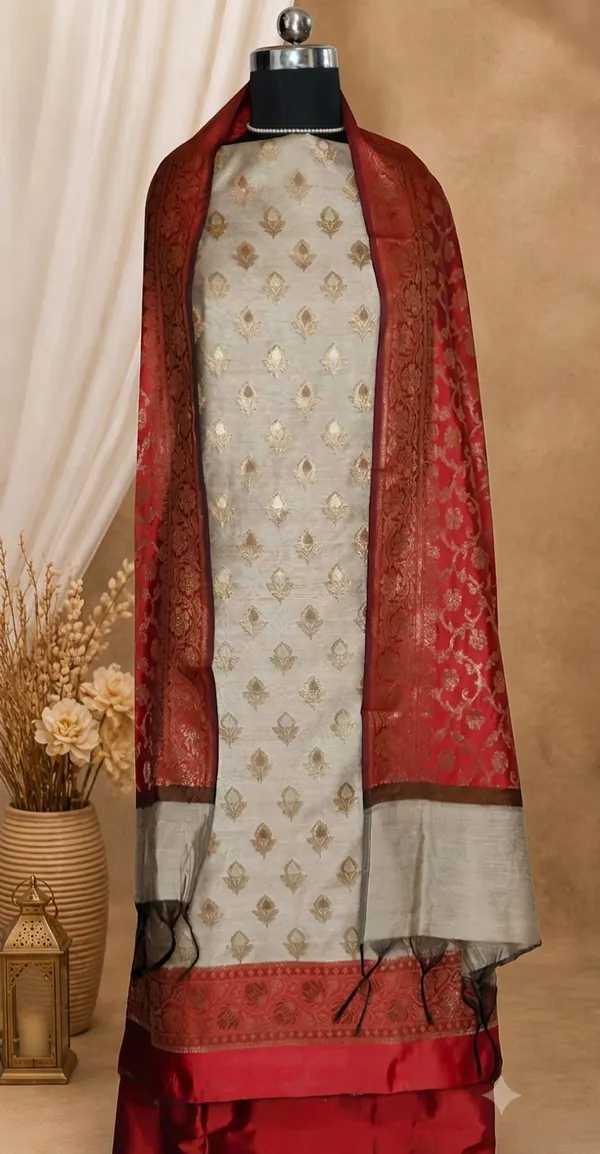 Ivory_Crimson_Banarasi