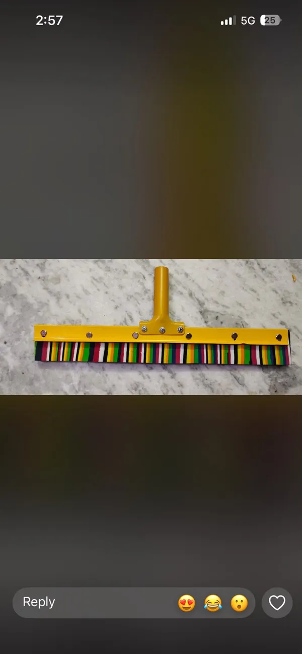 Yellow_Handled_Multicolour_Floor_Sweeper