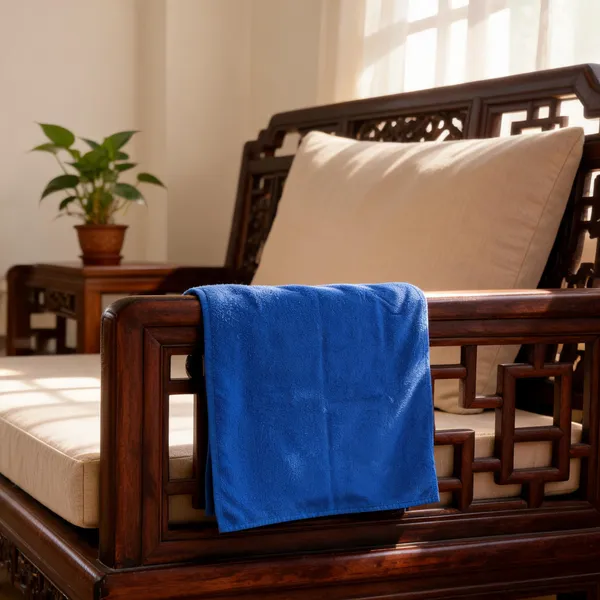 Blue_Microfiber_Hand_Towel_For_Personal_Use