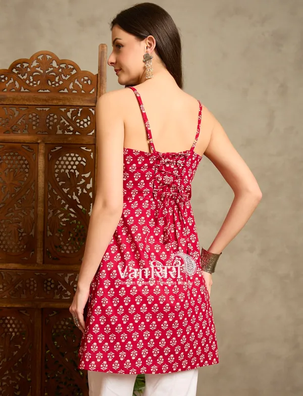 Red_Pure_Cotton_Sleeveless_Kurti_For_Women