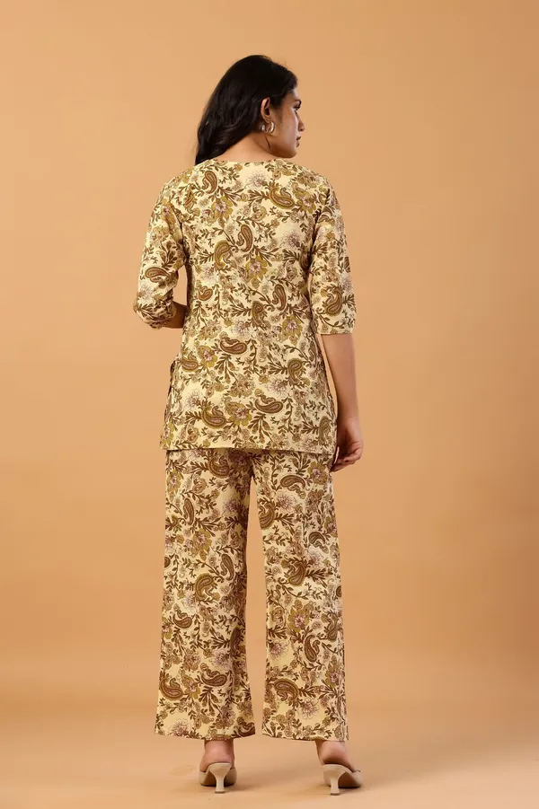 Beige_Straight-Fit_Co-Ord_Set