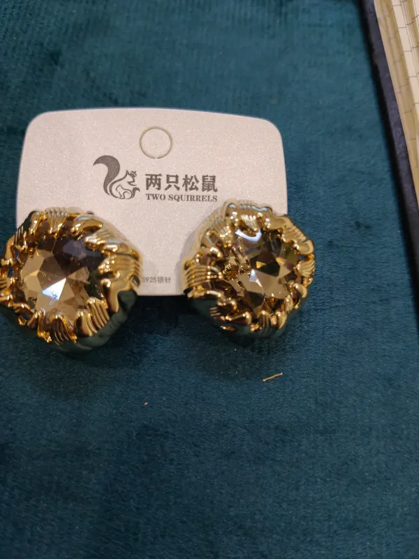 Gold_Stainless_Steel_Faceted_Stud_Earrings_For_Women