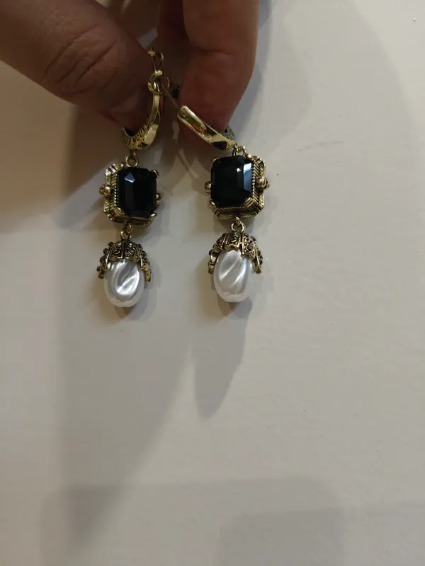 Gold_Stainless_Steel_Black_Stone_Pearl_Drop_Hoop_Earrings_For_Women