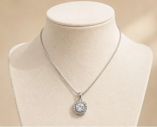 Silver_Stainless_Steel_Crystal_Pendant_Necklace_For_Women