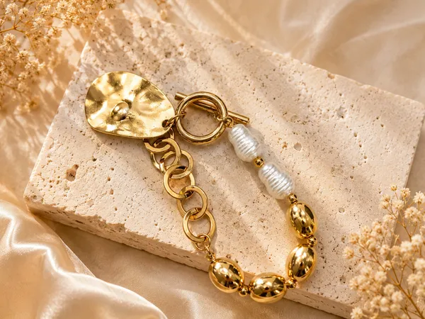 Gold_Stainless_Steel_Chain_Pearl_Accent_Charm_Bracelet_For_Women