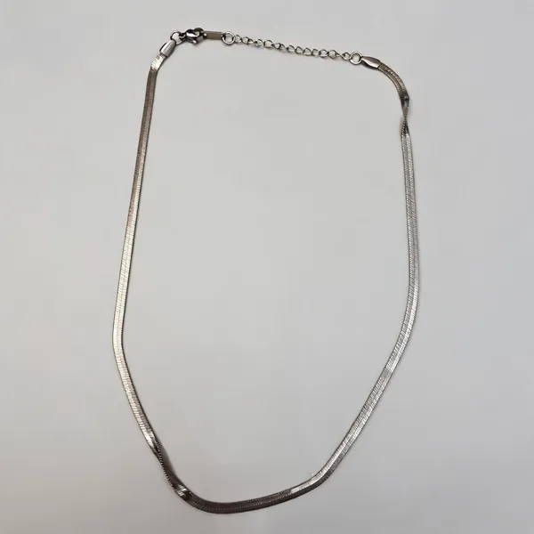 Silver_Stainless_Steel_Chain_For_Men