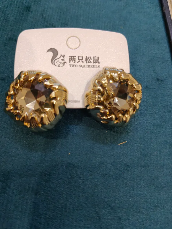 Gold_Stainless_Steel_Faceted_Stud_Earrings_For_Women