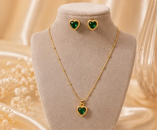 Gold_Stainless_Steel_Green_Heart_Necklace_And_Earrings_Set_For_Women