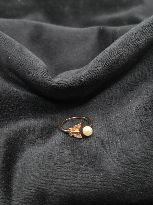 Rose_Gold_925_Silver_Butterfly_Pearl_Ring_For_Women