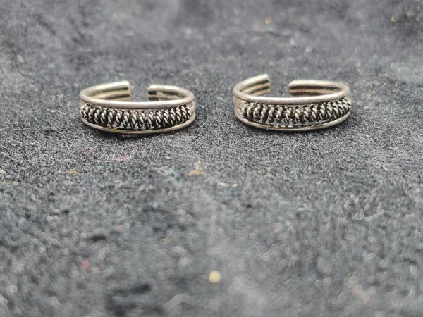 Silver_925_Silver_Adjustable_Braided_Toe_Ring_For_Women
