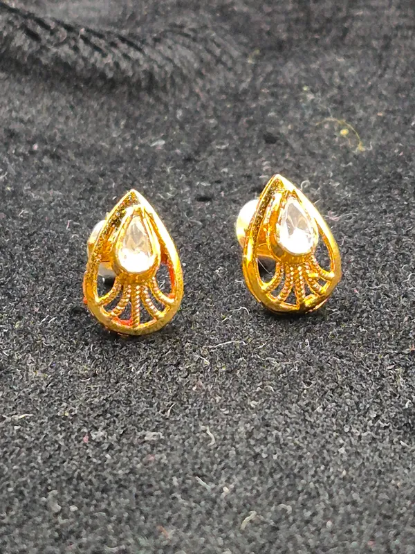 Gold_925_Silver_Teardrop_Pendant_&_Earrings_Set_For_Women