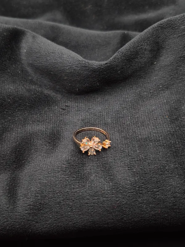 Rose_Gold_925_Silver_Floral_Stone-Studded_Ring_For_Women