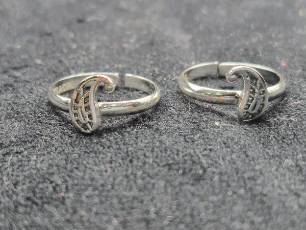 Silver_925_Sterling_Silver_Adjustable_Ornamental_Toe_Ring_For_Women